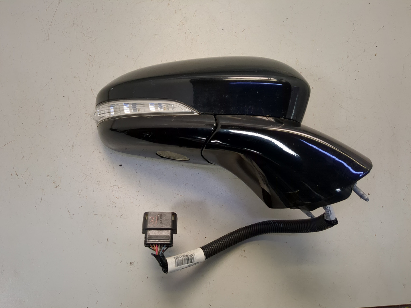 Зеркало правое электрическое