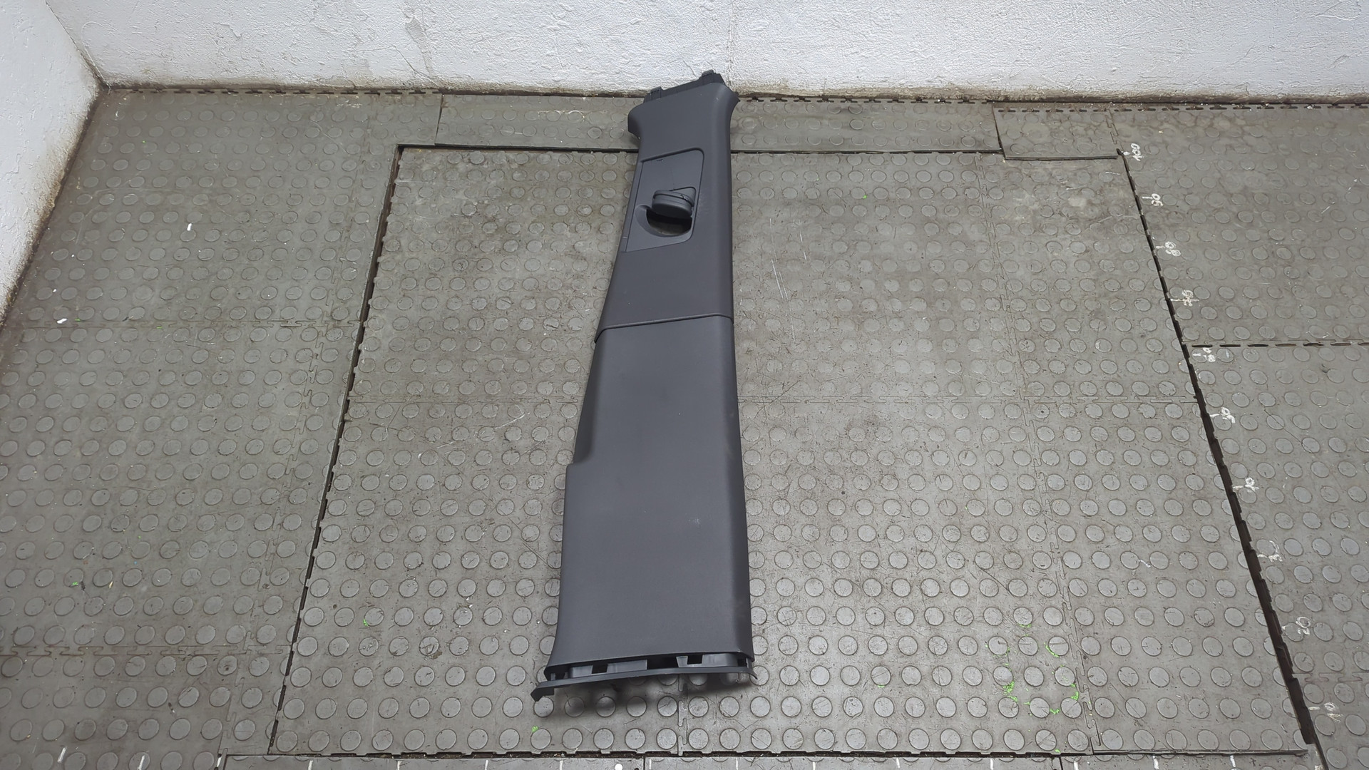 Обшивка стойки