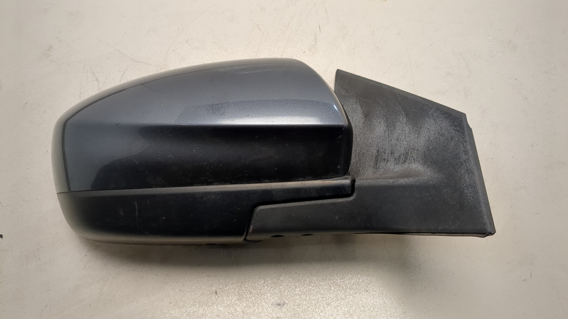 Зеркало правое электрическое