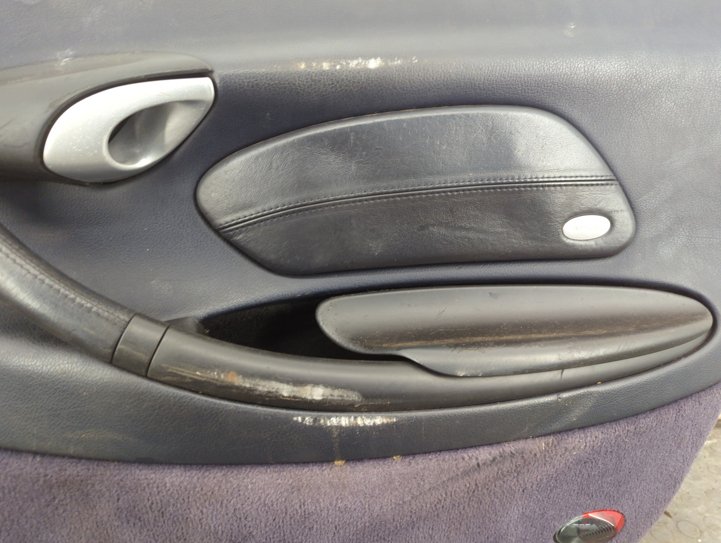 Дверь передняя правая