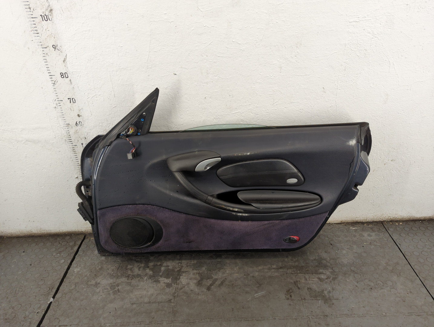 Дверь передняя правая