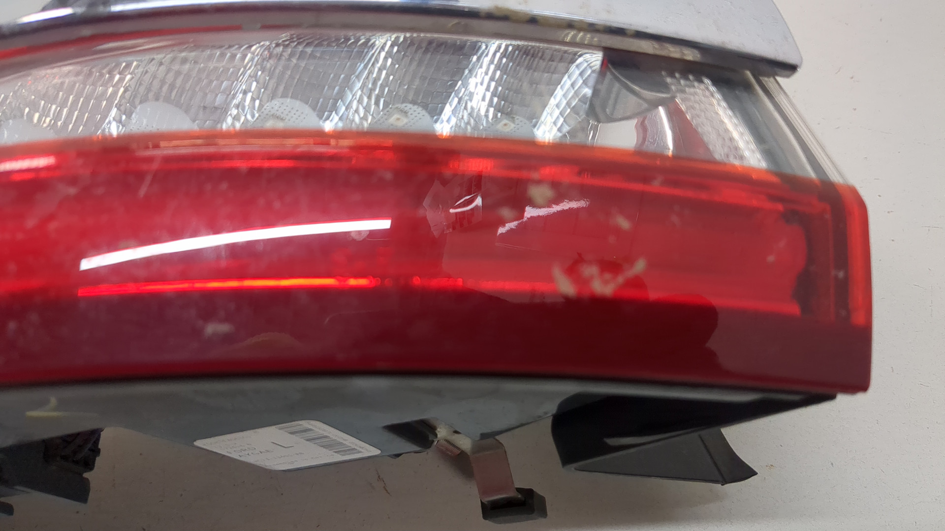 Фонарь задний левый