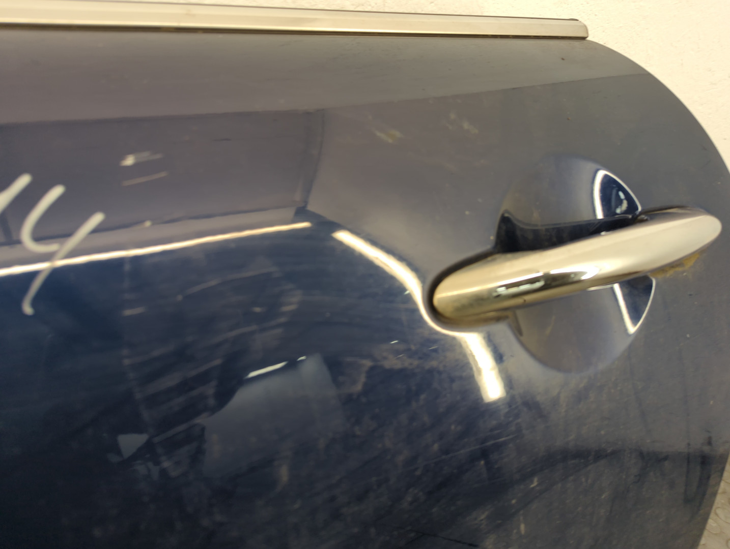 Дверь передняя левая