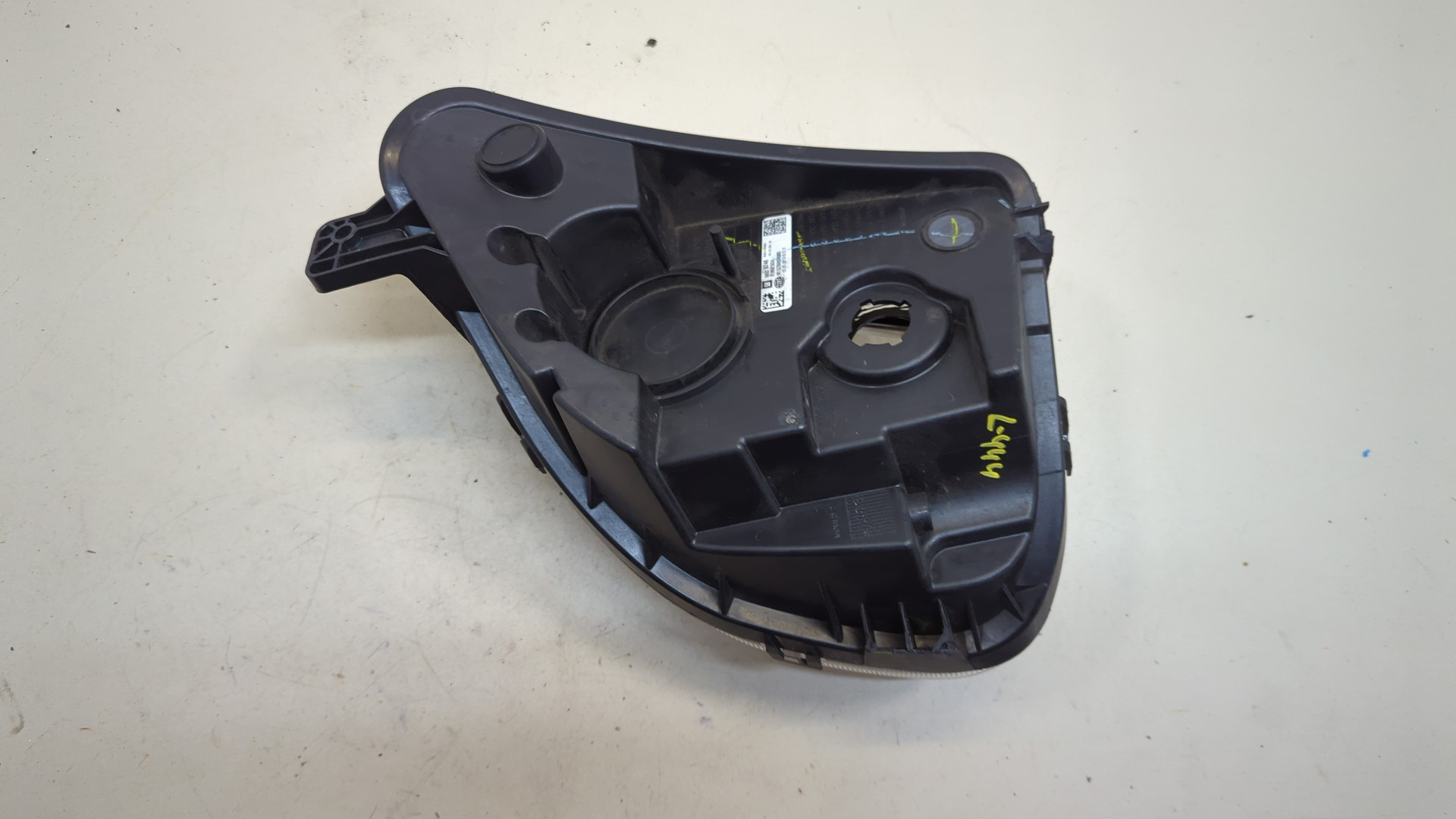 Повторитель на крыло правый