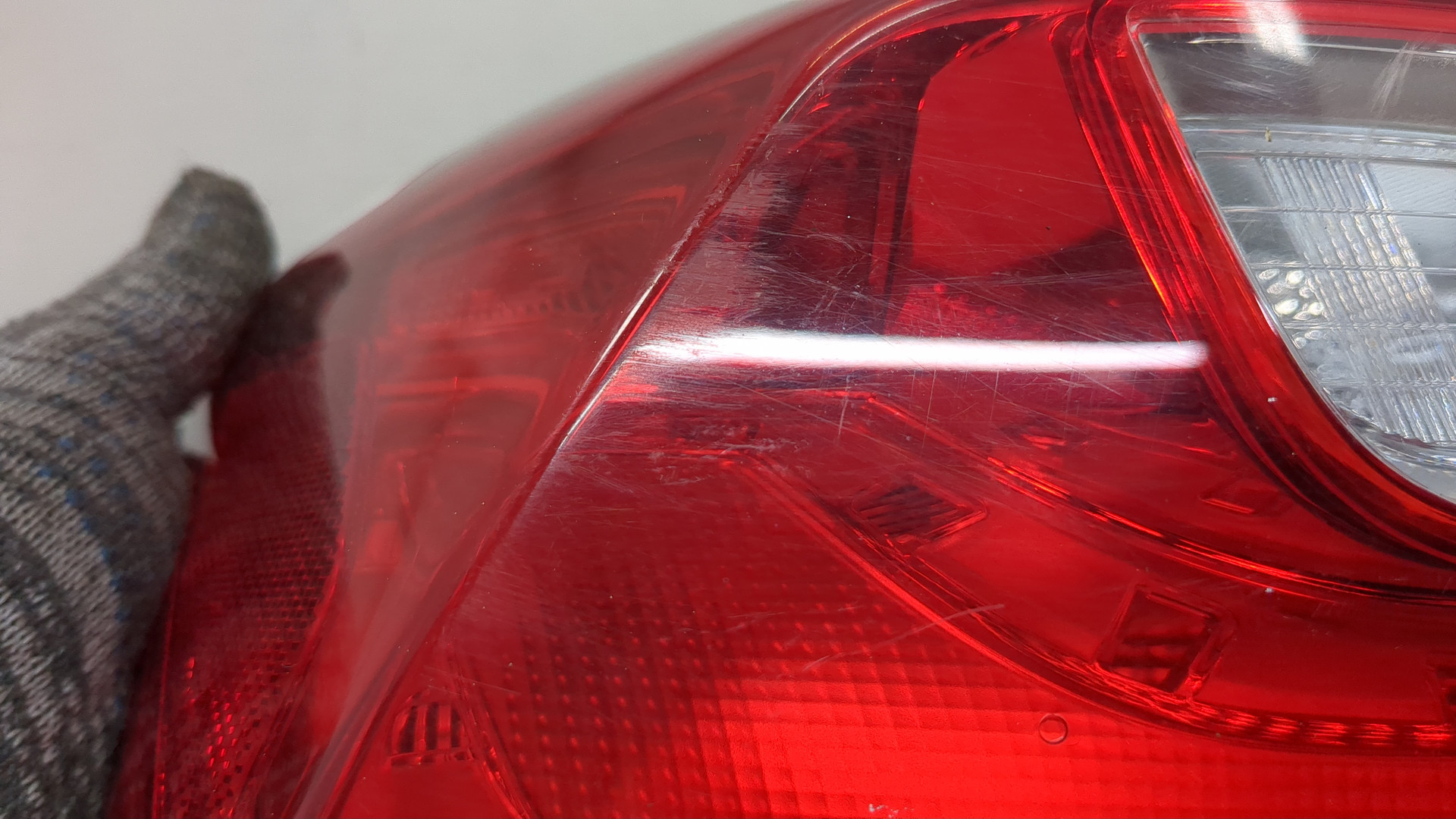 Фонарь задний левый