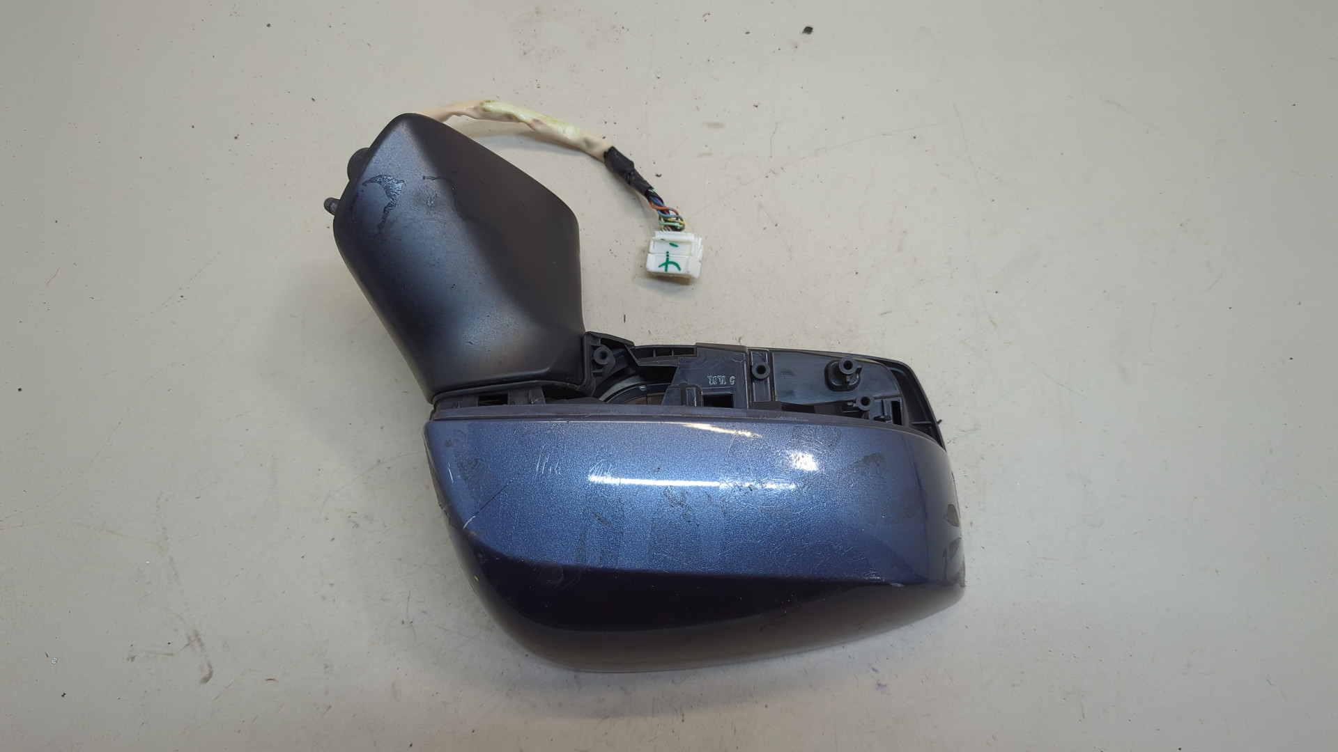 Зеркало правое электрическое