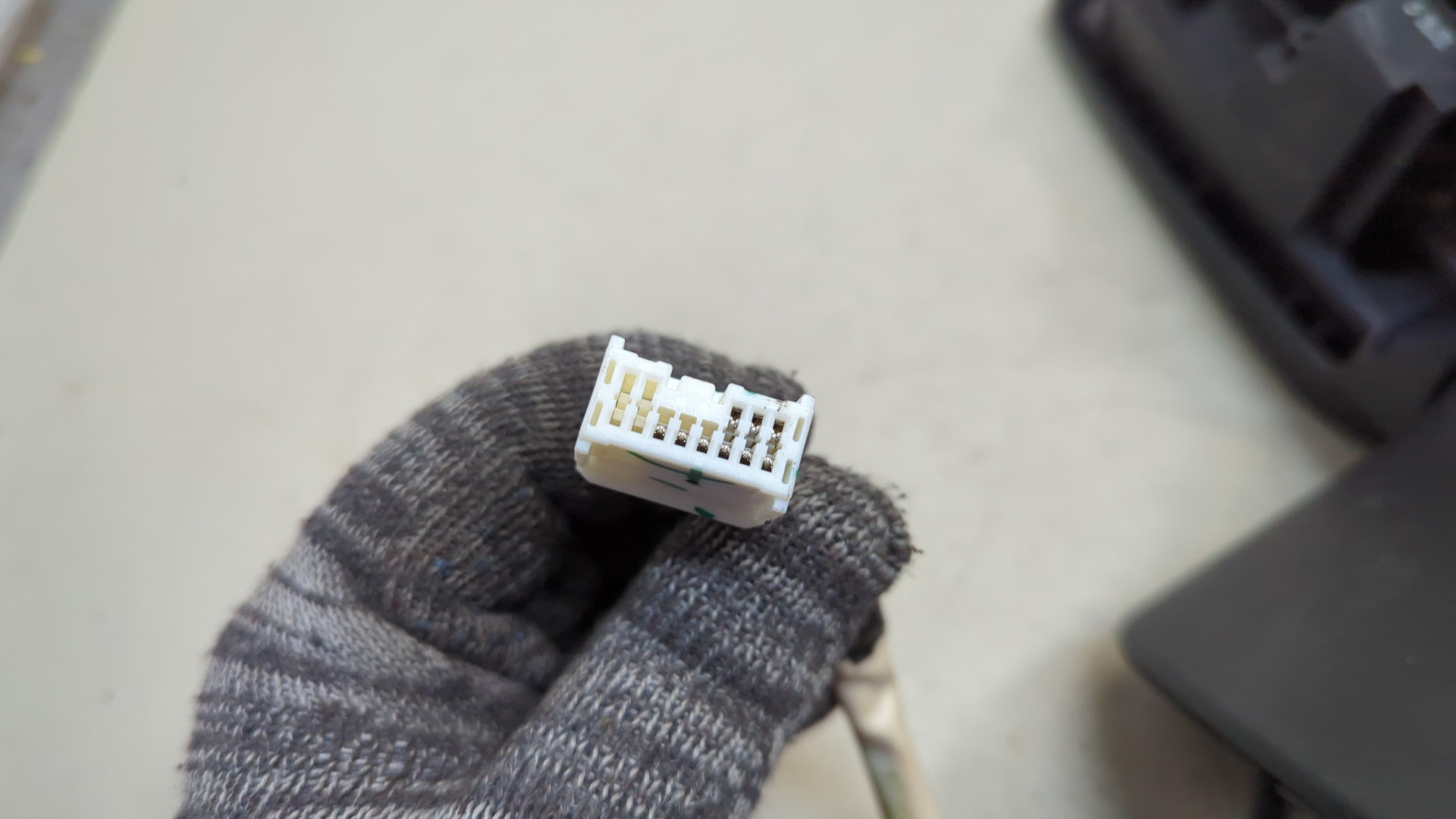 Зеркало правое электрическое