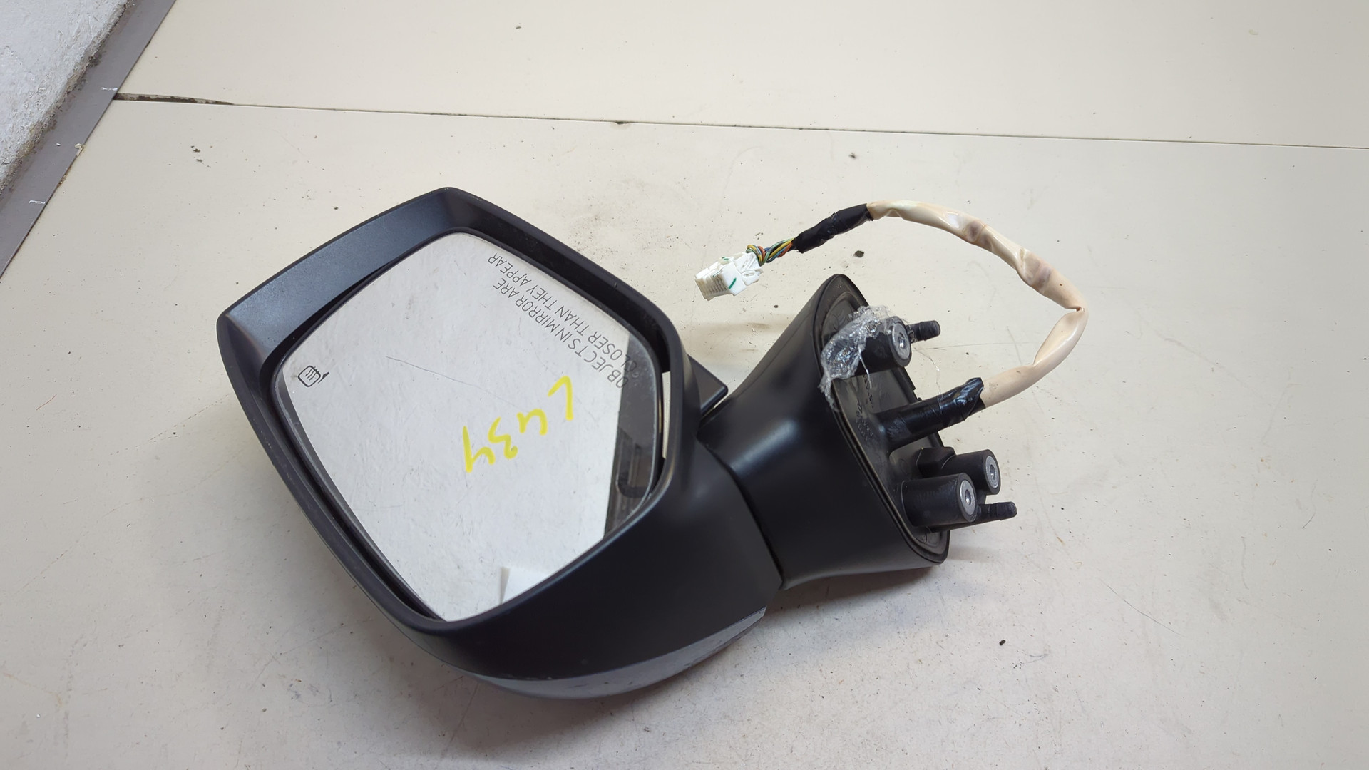 Зеркало правое электрическое