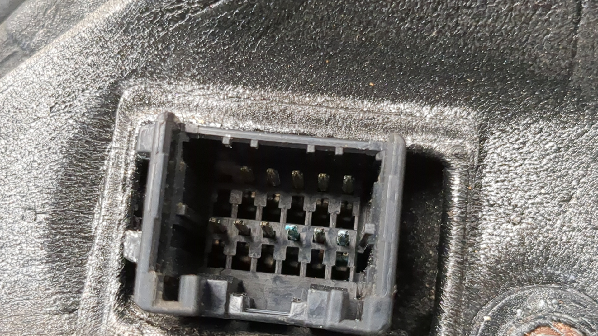 Зеркало правое электрическое