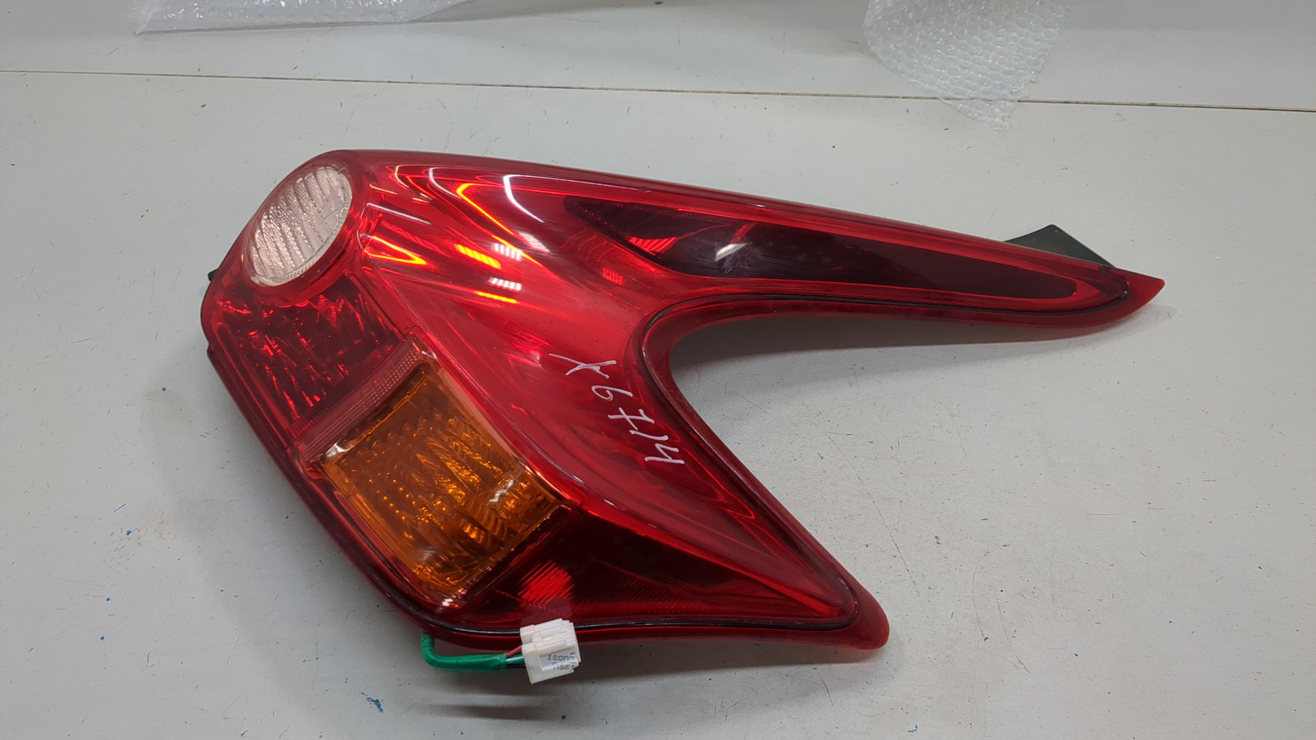 Фонарь задний правый