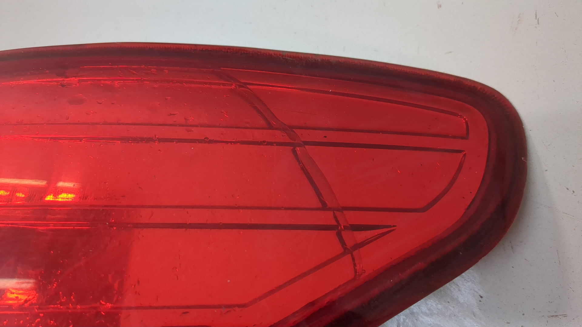 Фонарь задний правый