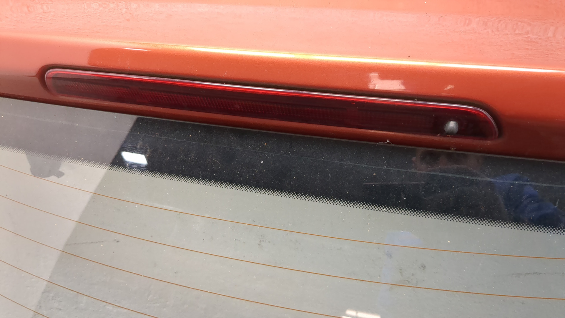 Дверь багажника