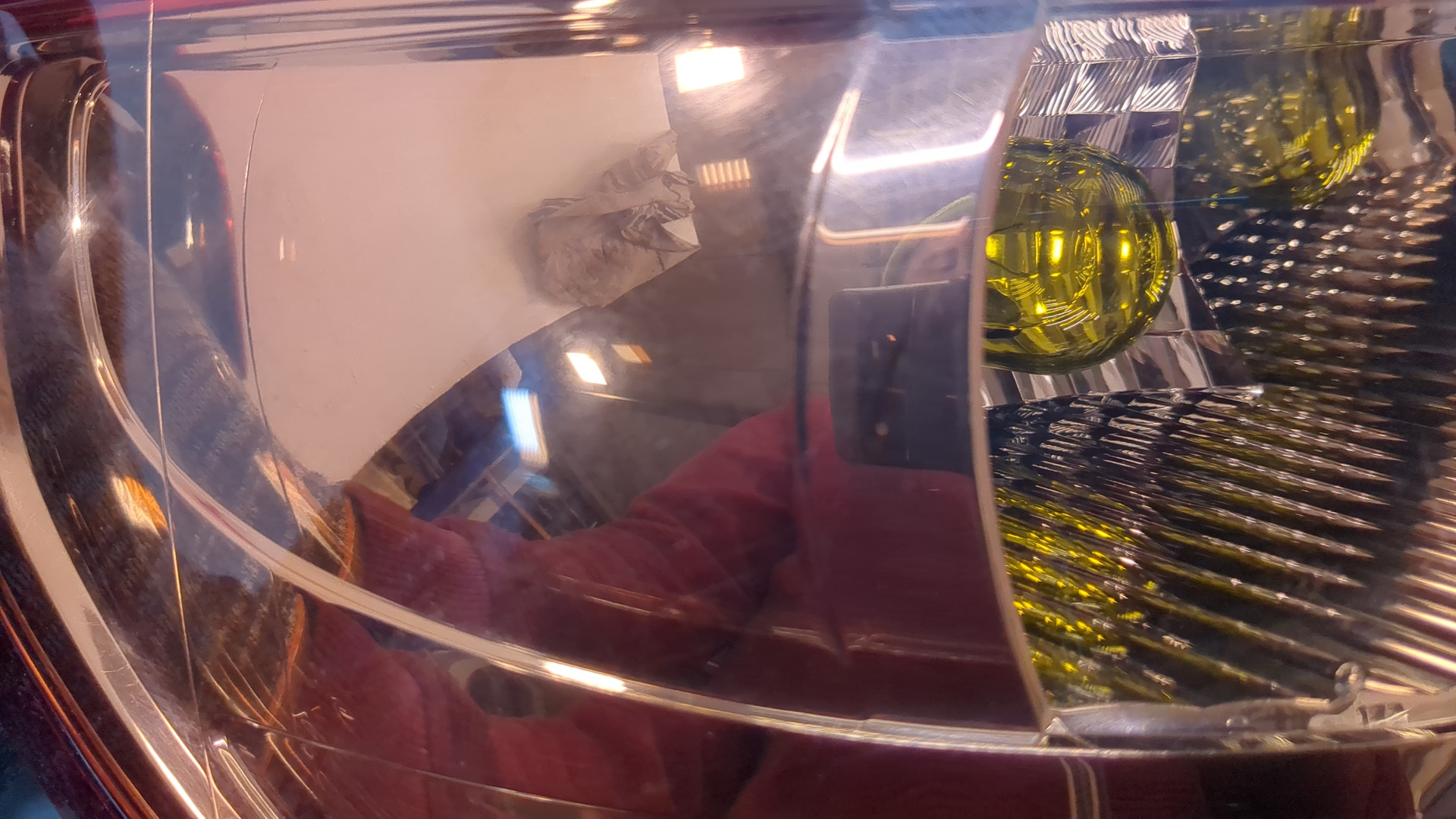 Фонарь задний левый