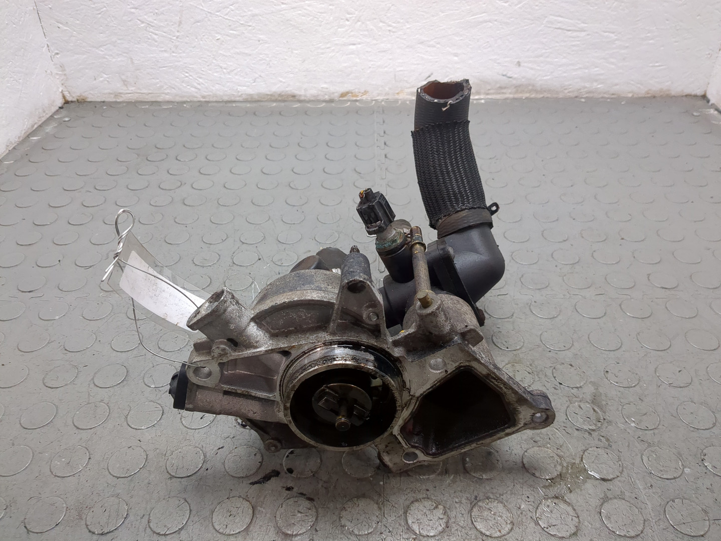 Насос вакуумный