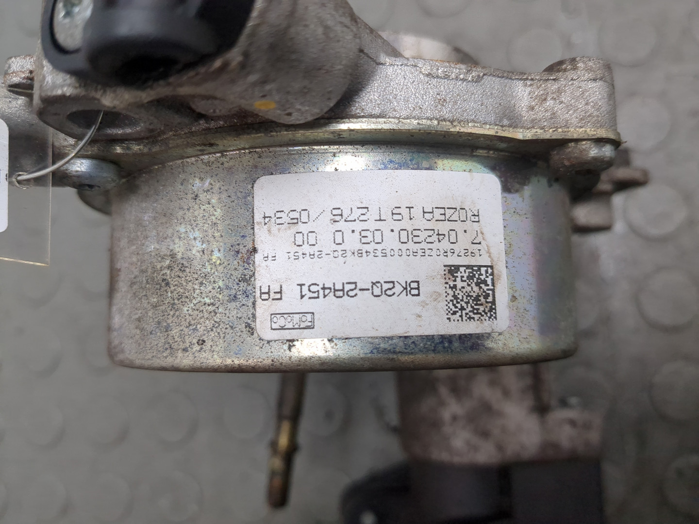 Насос вакуумный