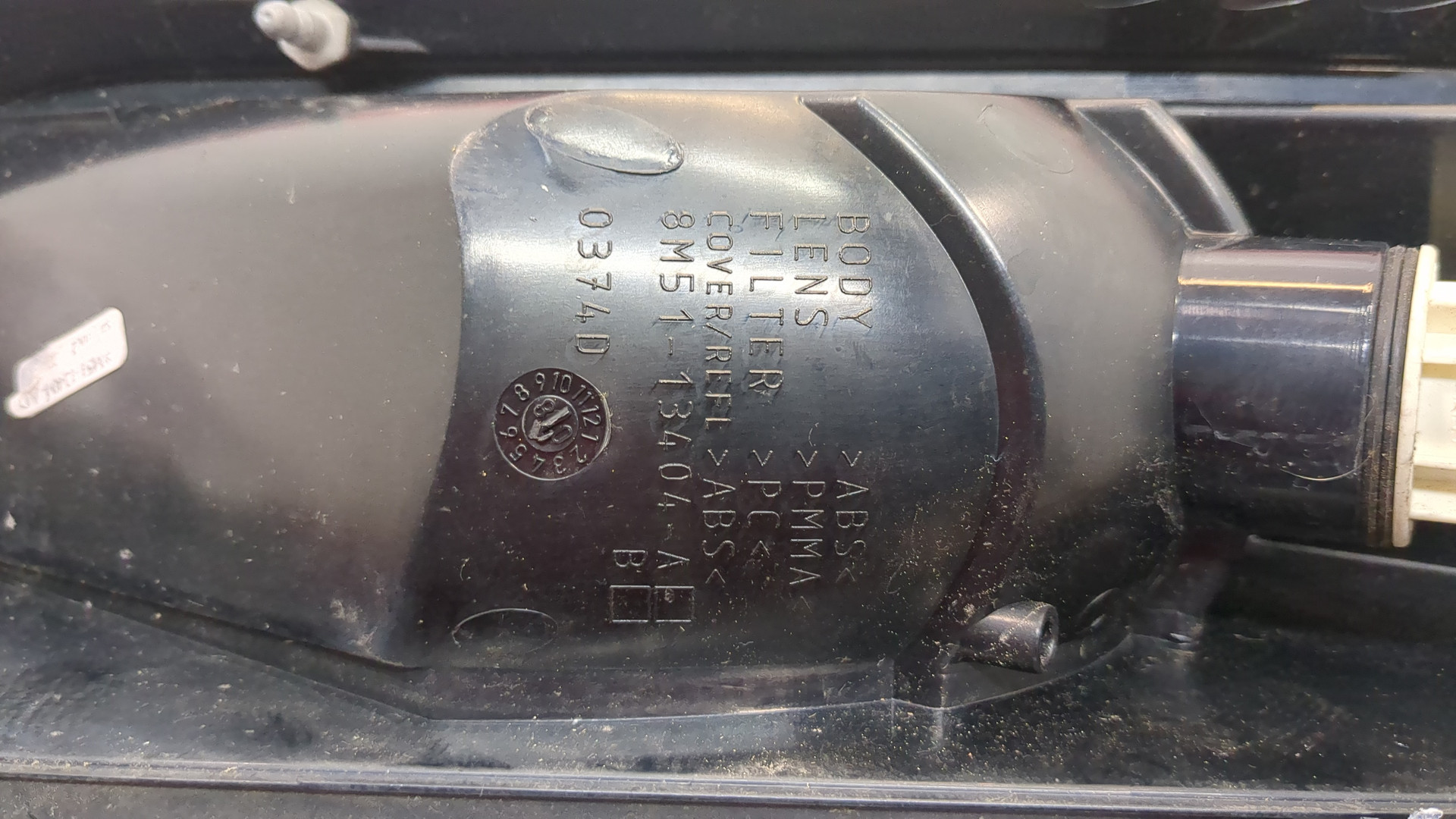 Фонарь задний правый