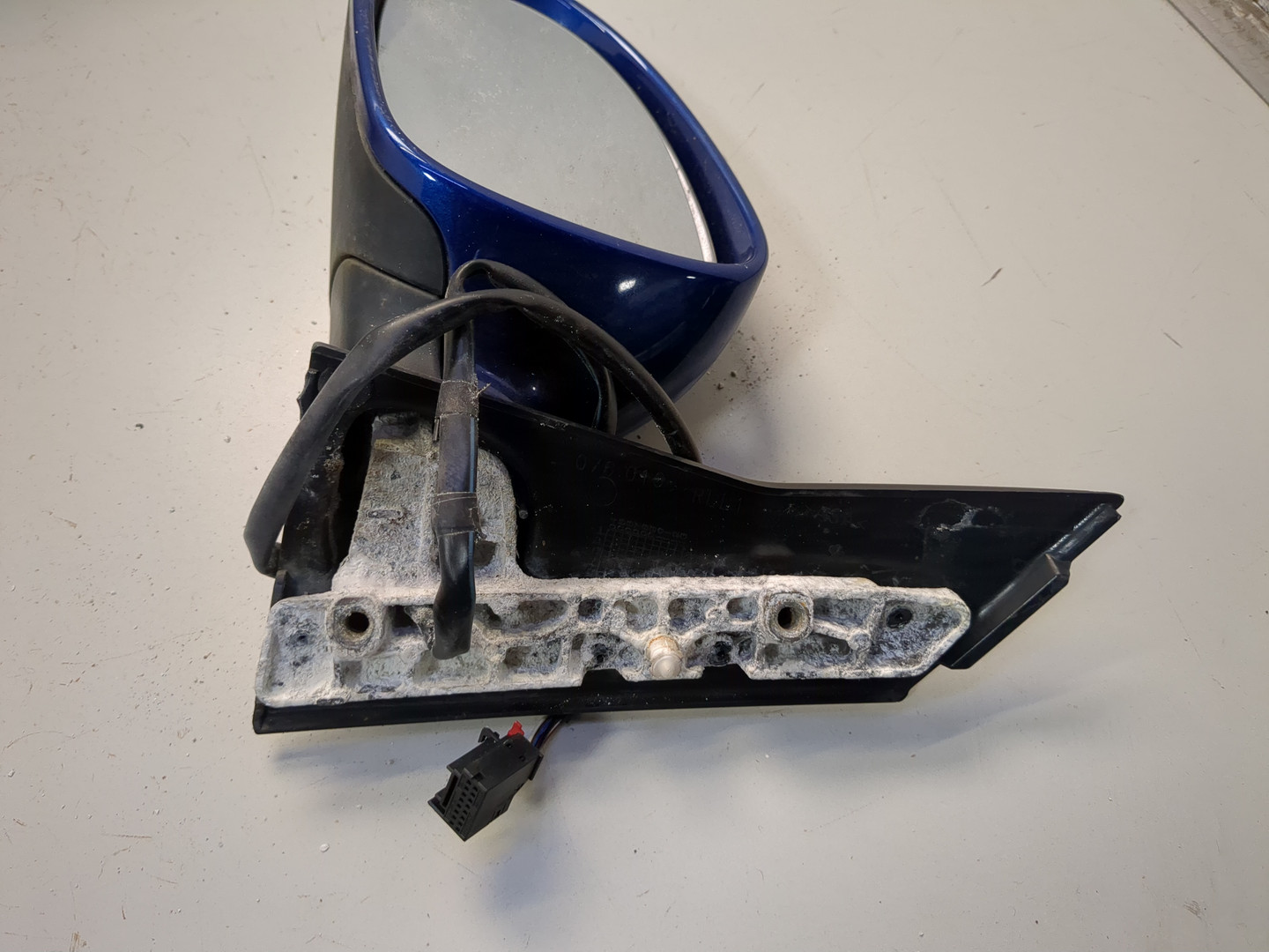 Зеркало левое электрическое