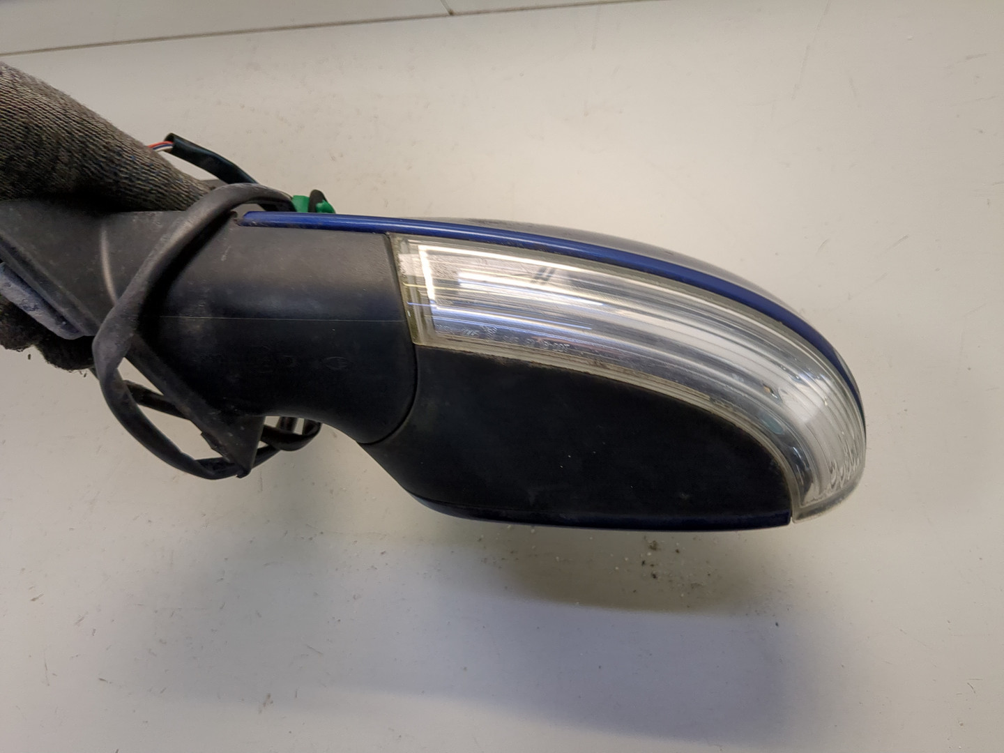 Зеркало левое электрическое