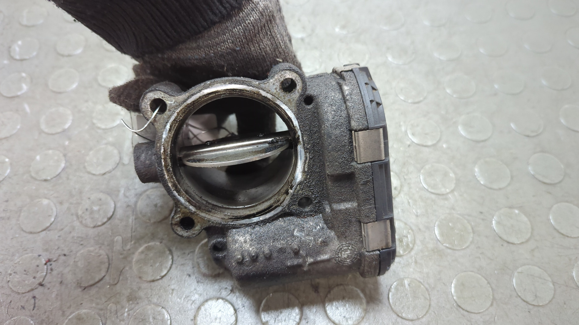 Заслонка дроссельная электрическая