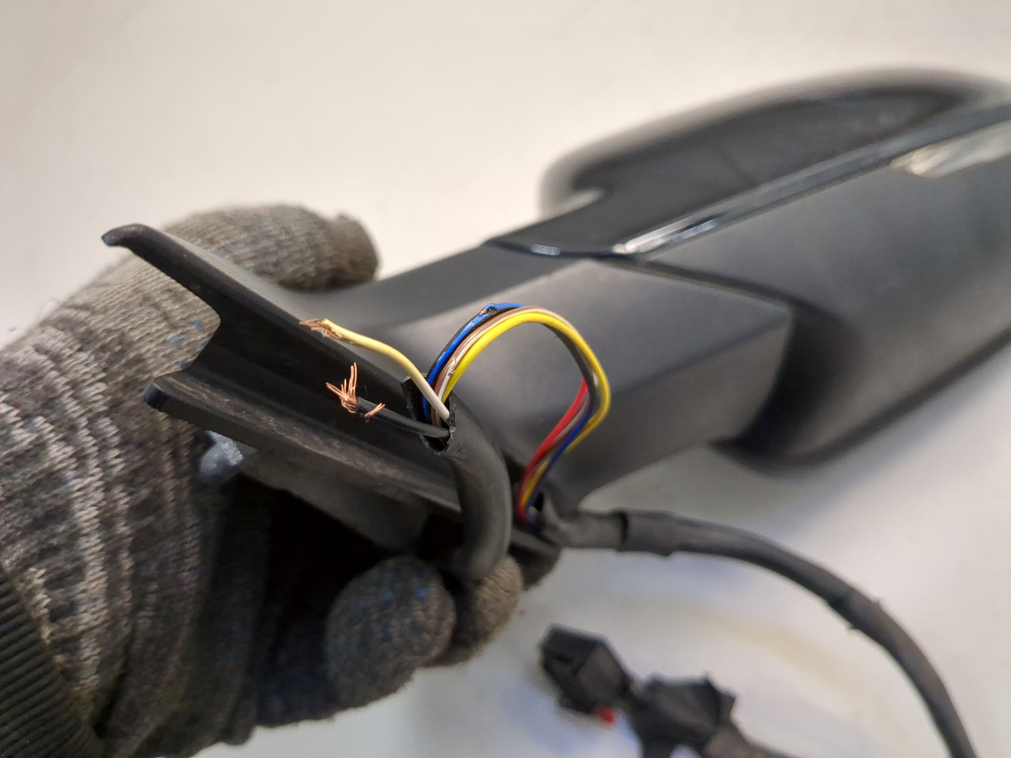 Зеркало левое электрическое