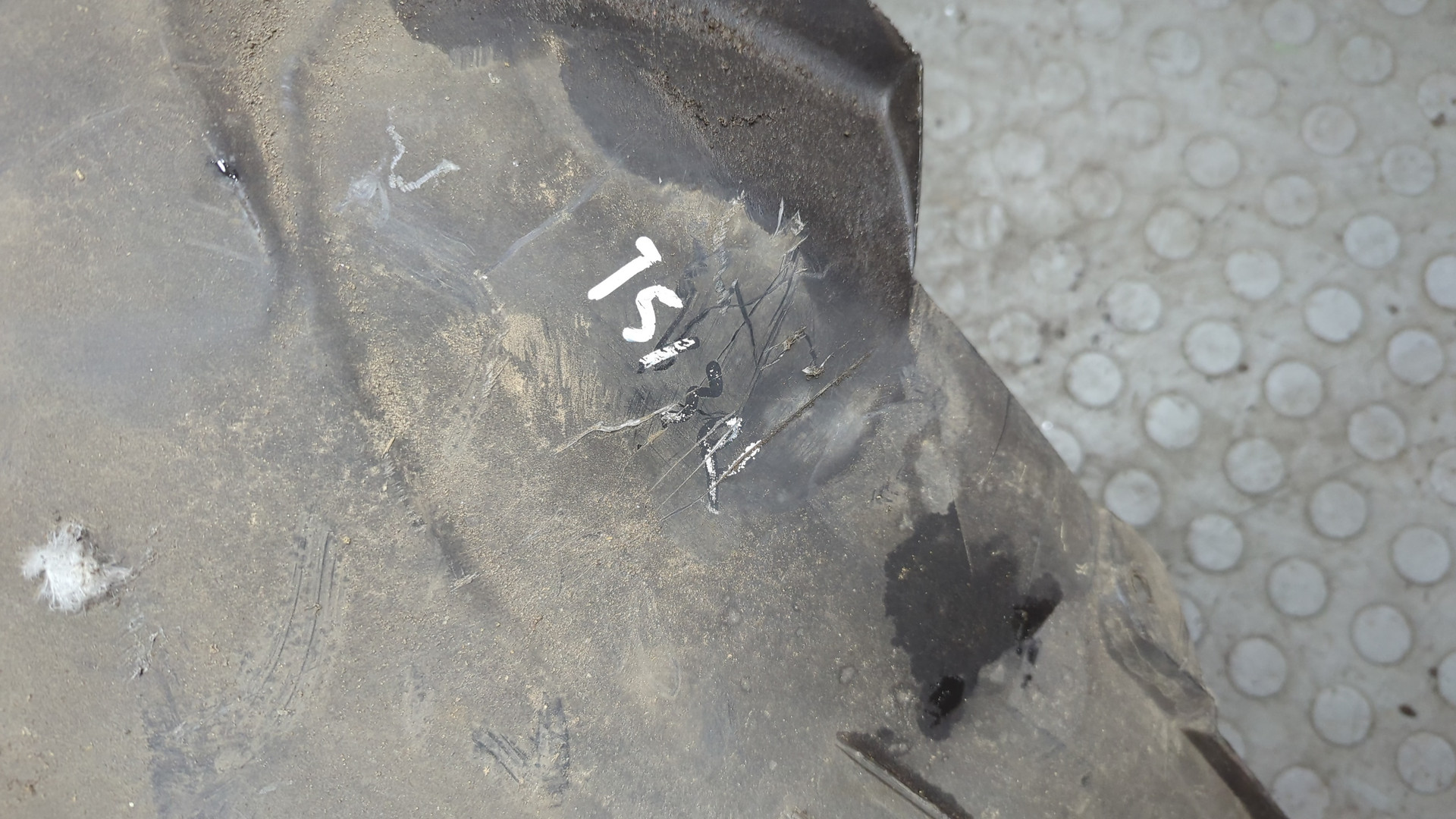 Локер передний левый