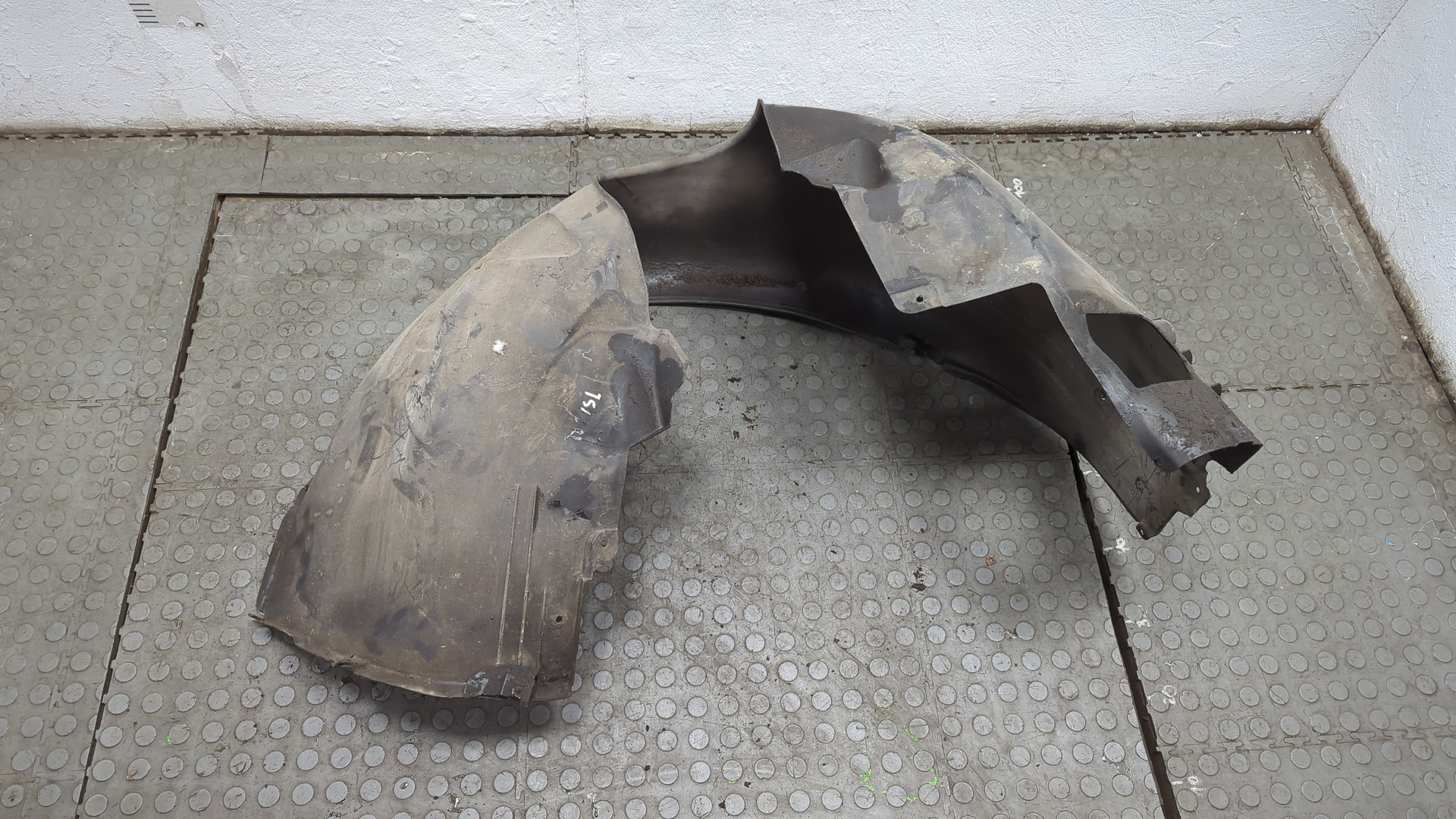 Локер передний левый