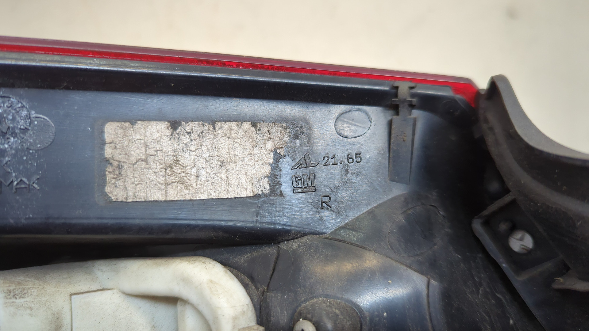 Фонарь задний правый