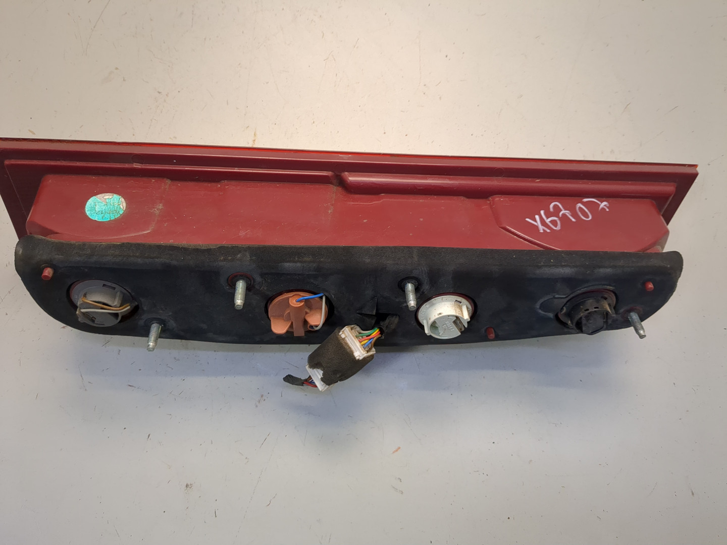 Фонарь задний левый