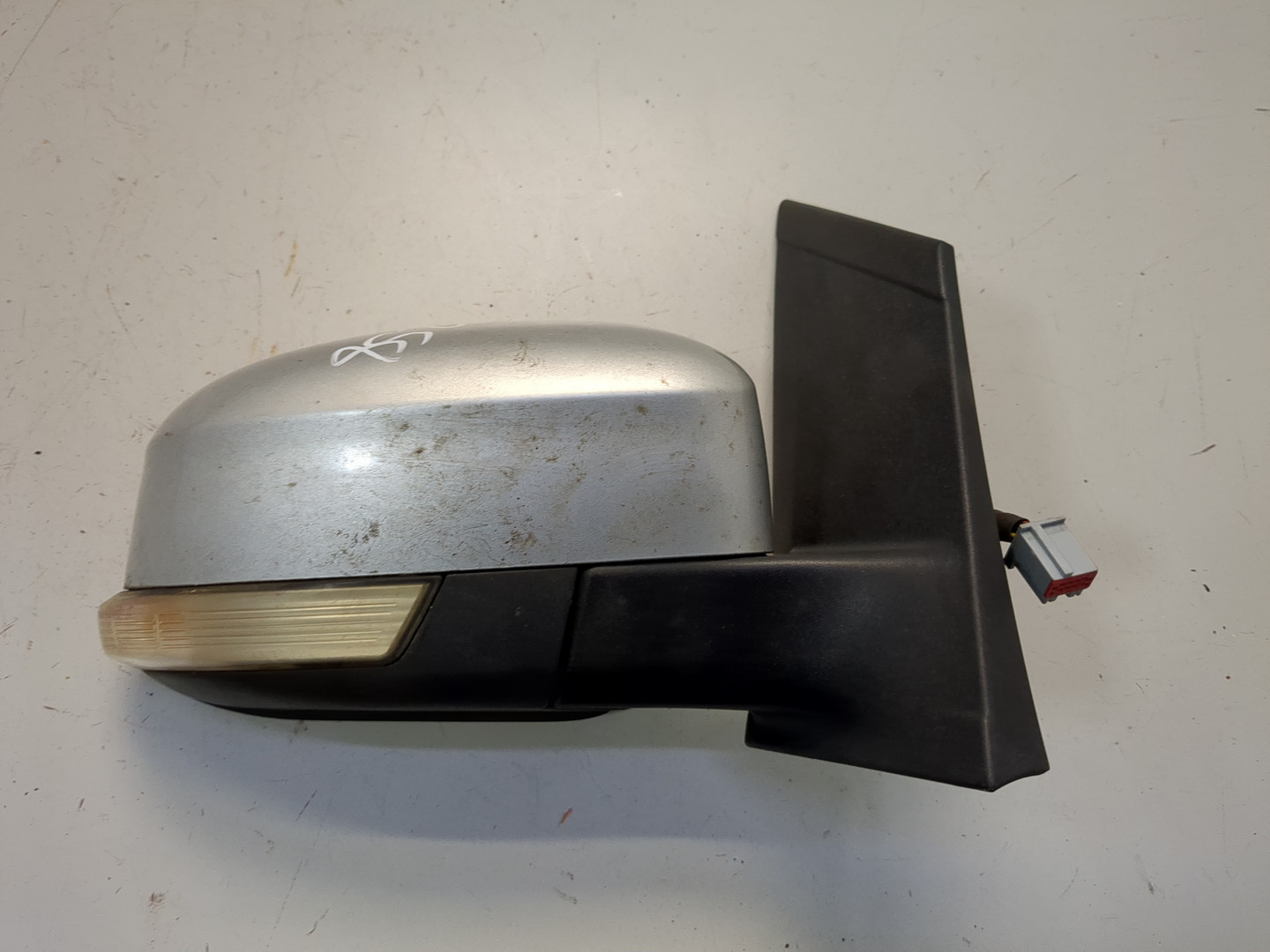 Зеркало правое электрическое