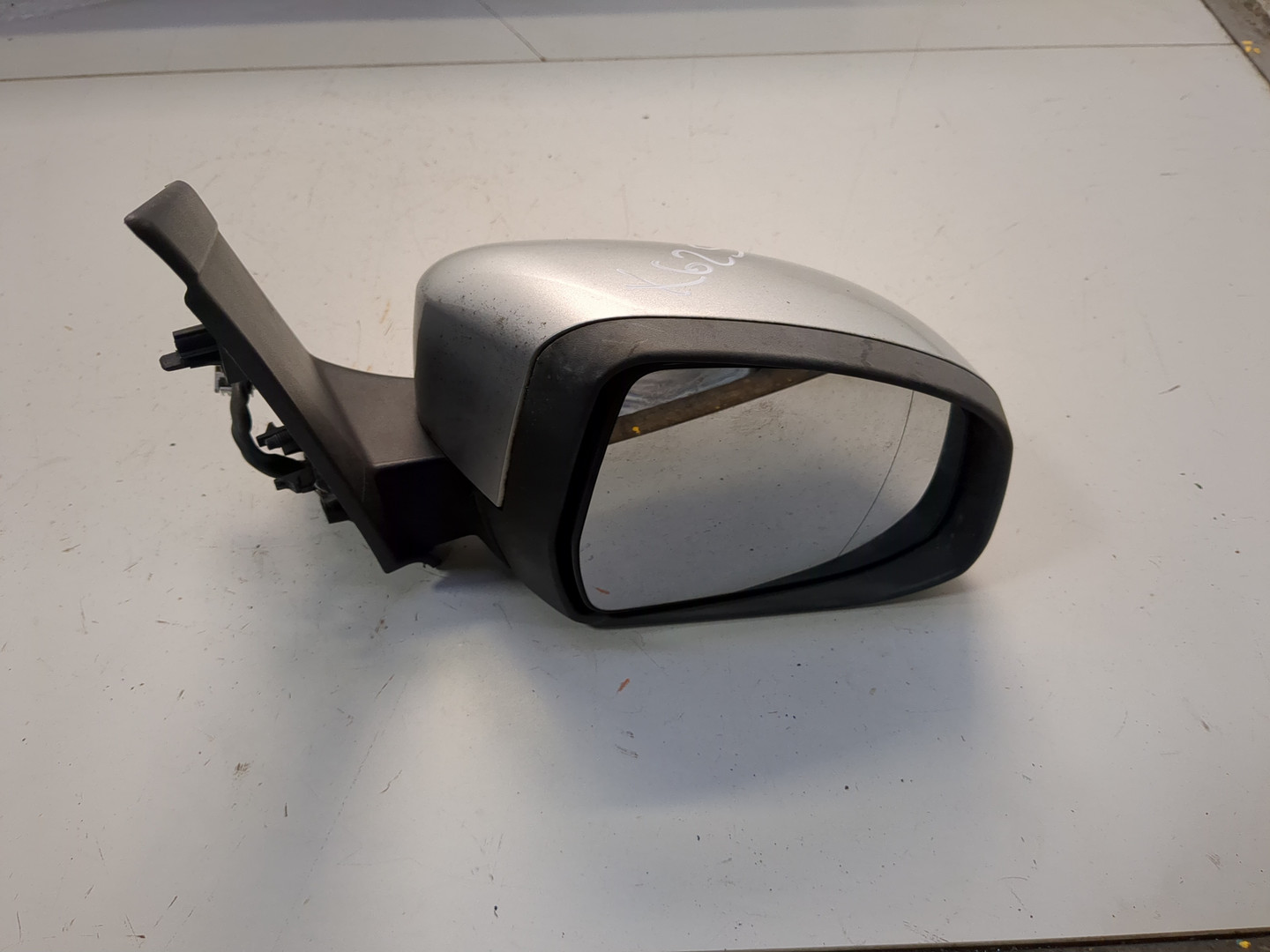 Зеркало правое электрическое