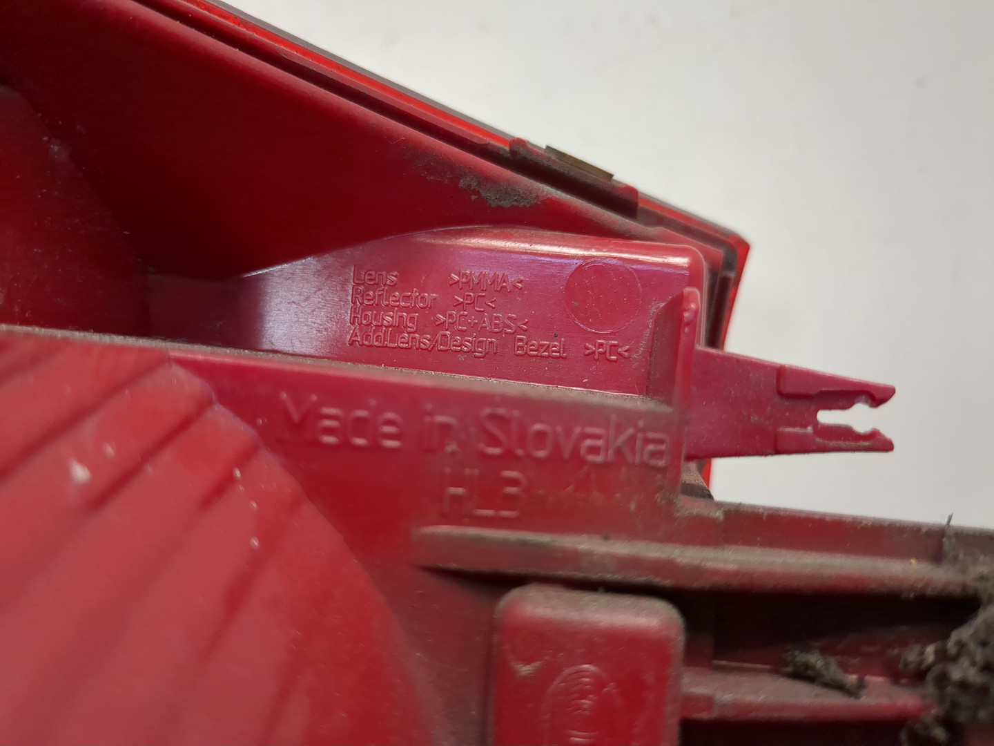 Фонарь задний правый