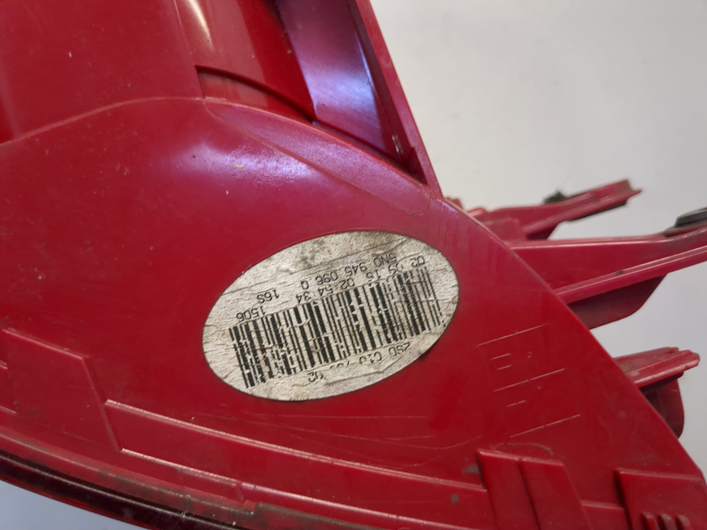 Фонарь задний правый