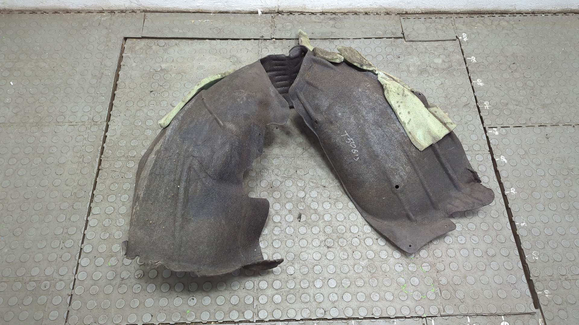 Локер передний правый