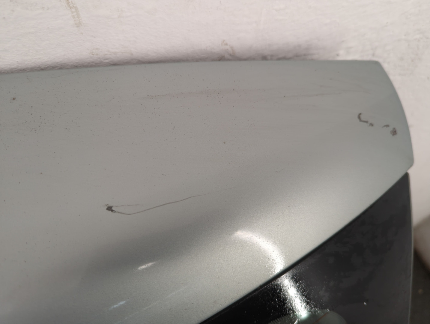 Дверь багажника