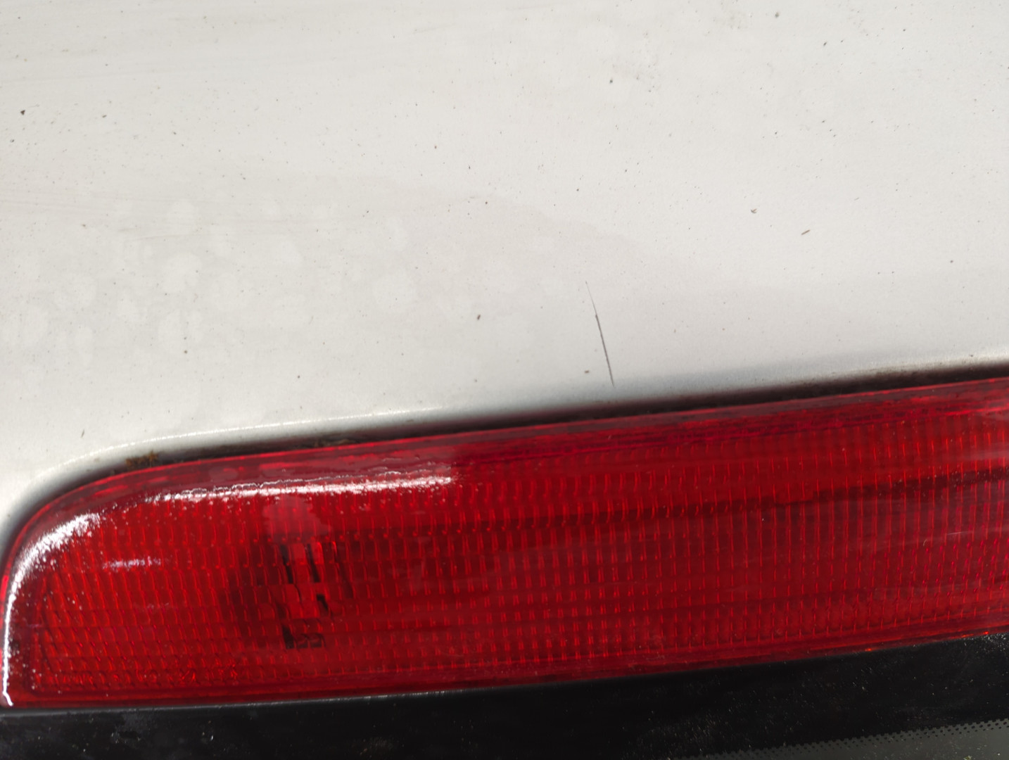 Дверь багажника