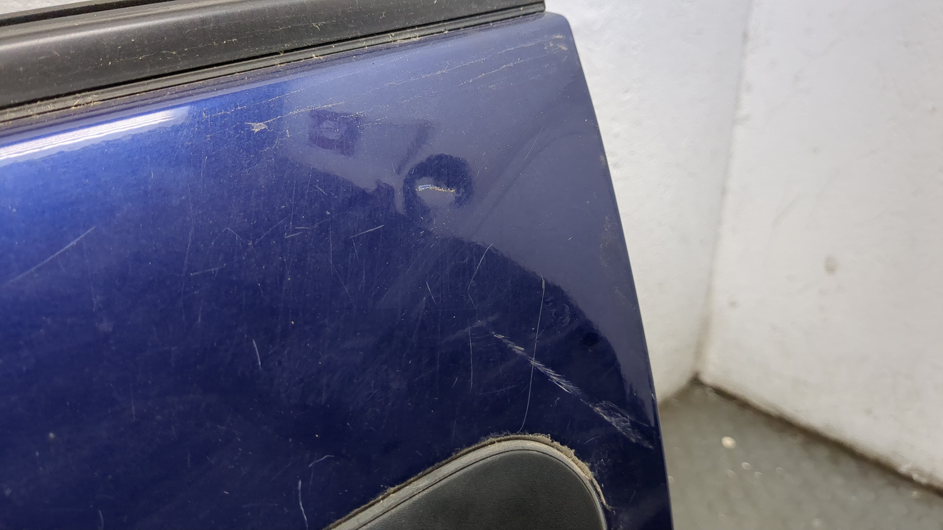 Дверь передняя левая