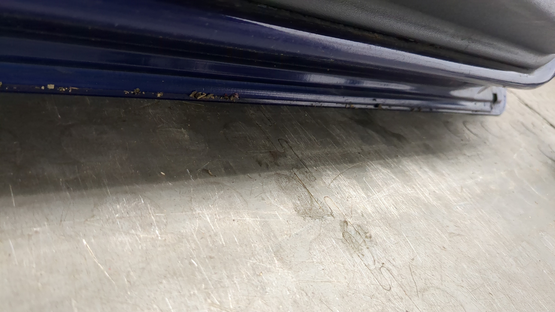 Дверь передняя левая