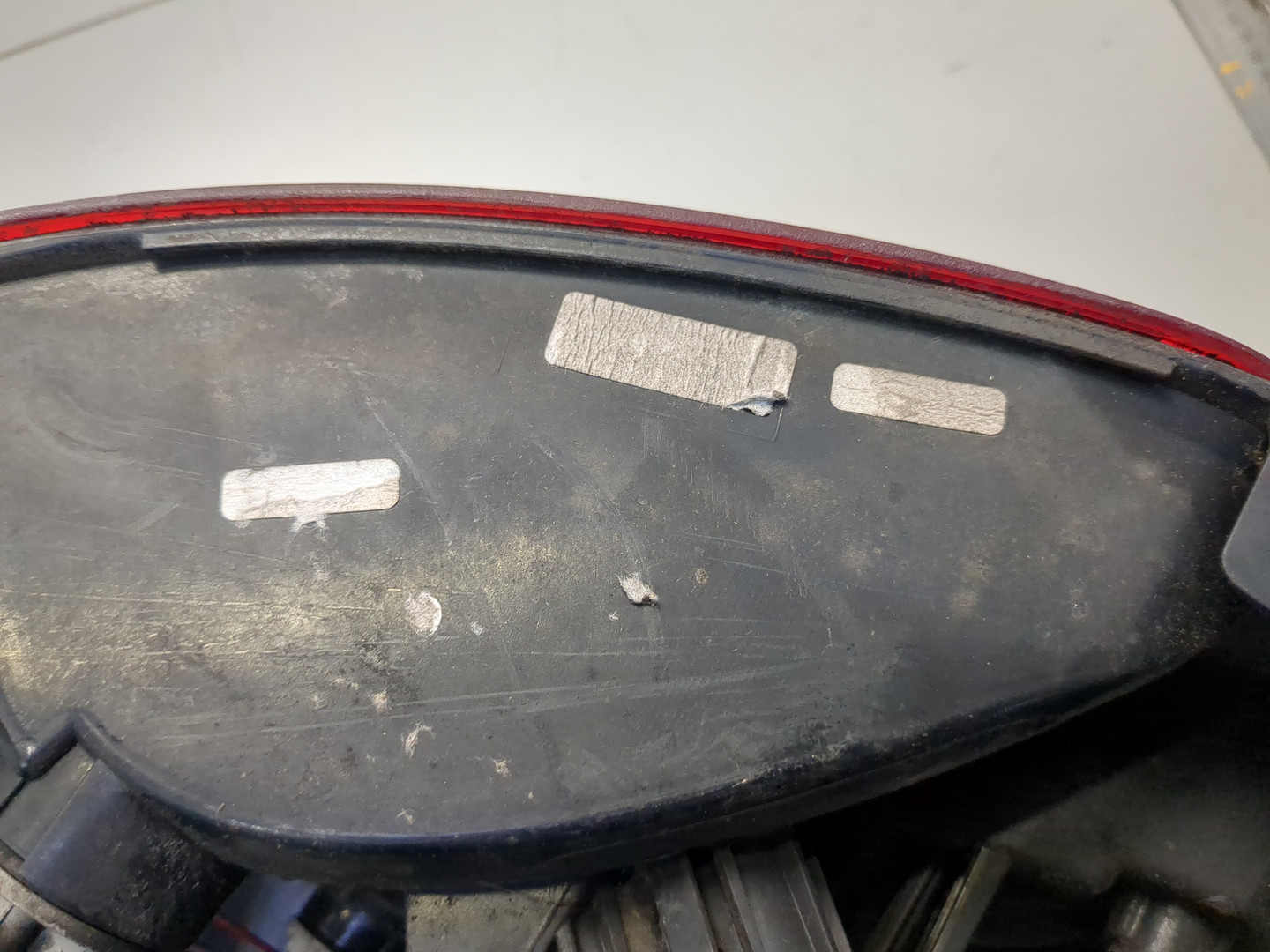 Фонарь задний левый