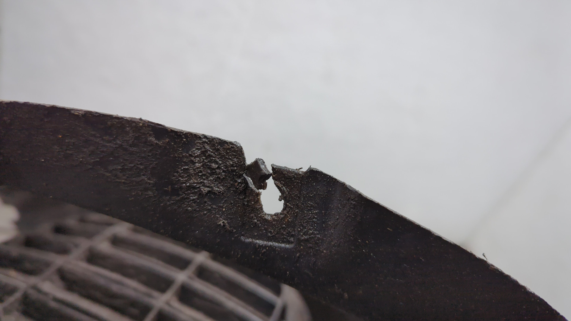 Локер передний правый