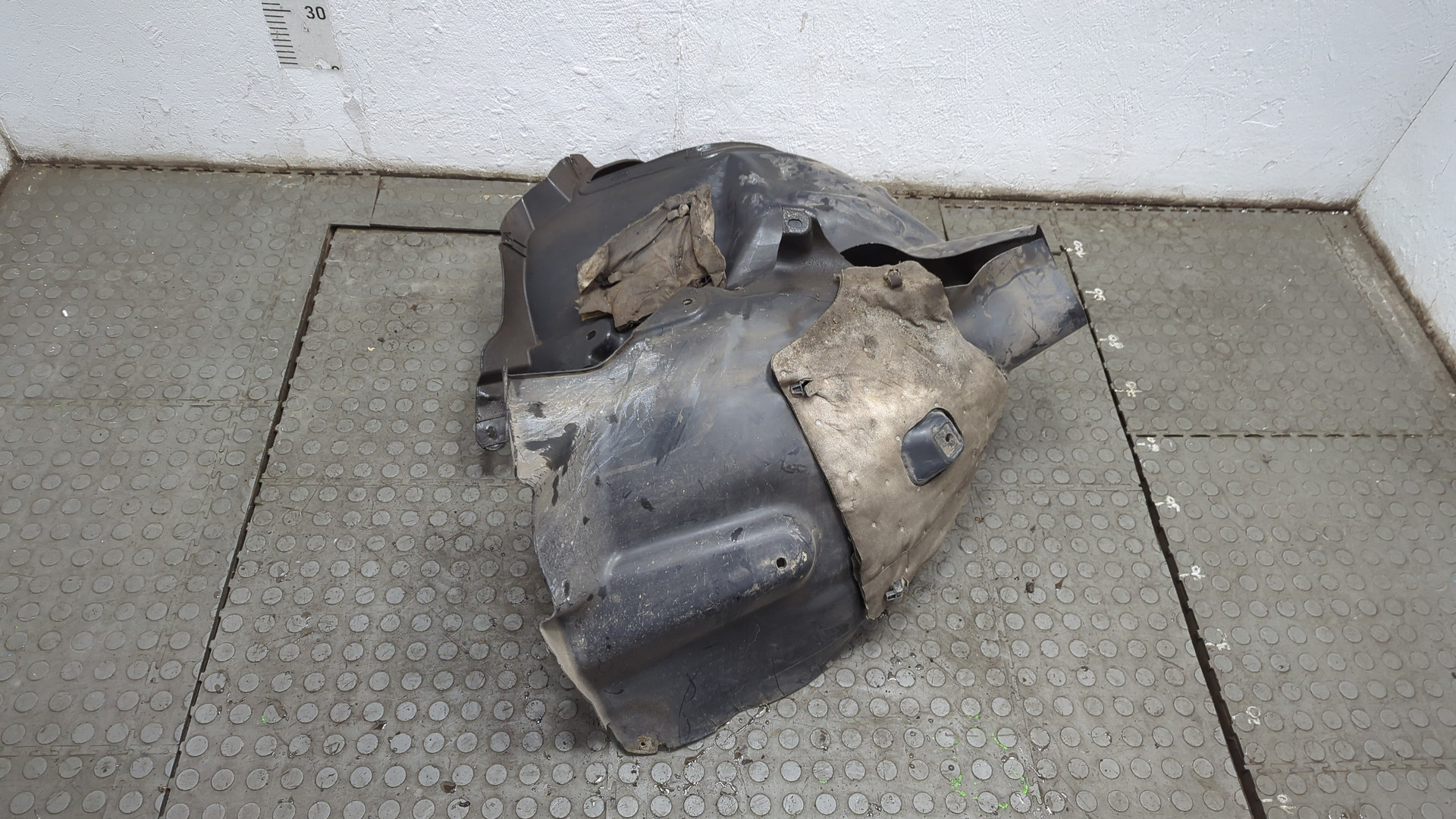 Локер передний правый