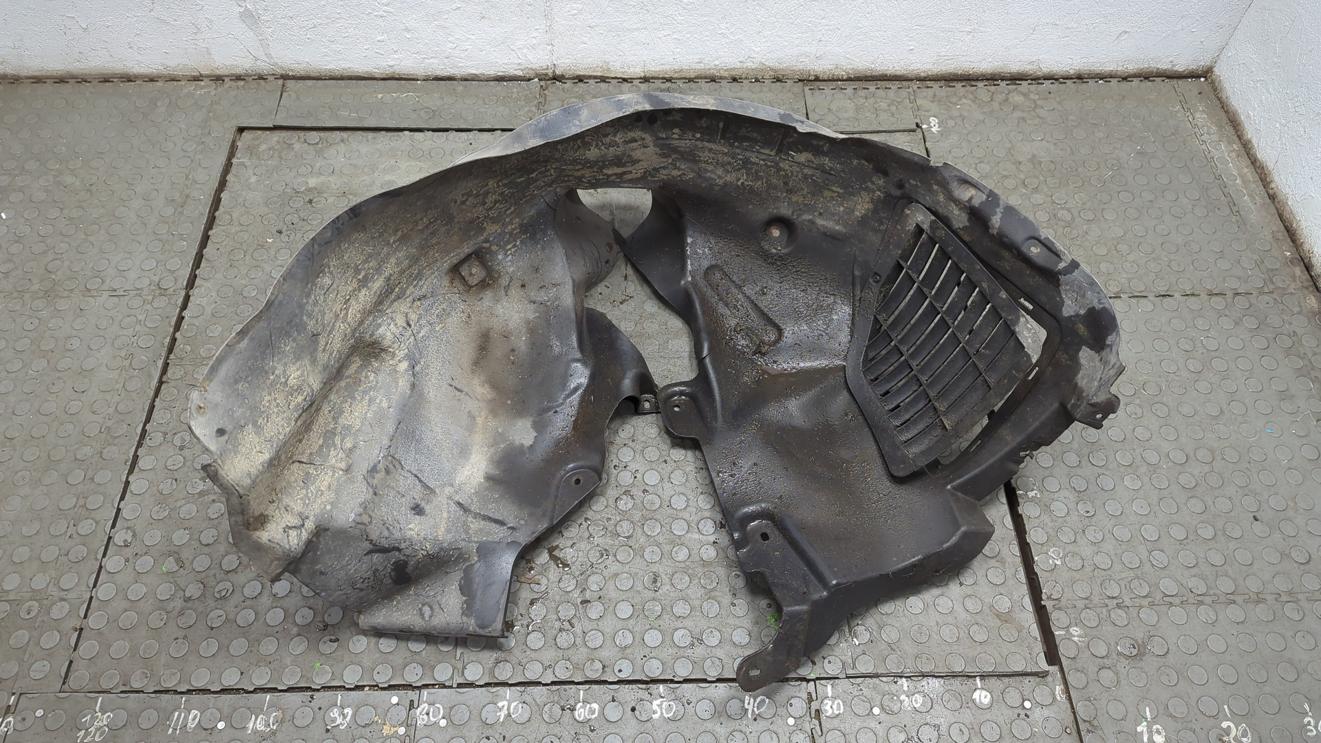 Локер передний правый