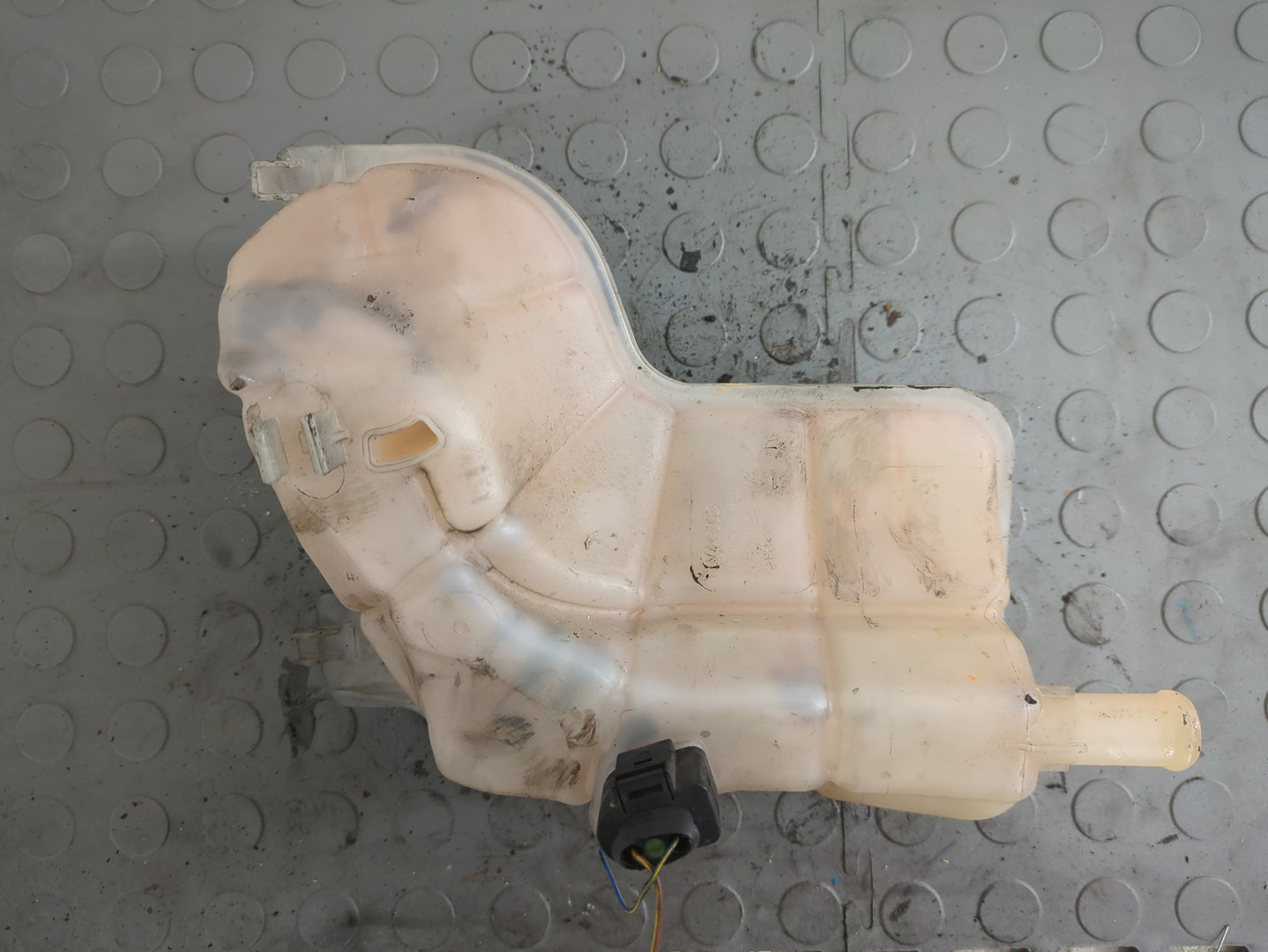 Бачок расширительный