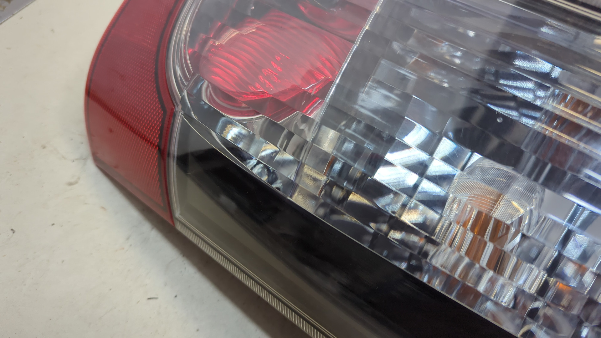 Фонарь задний правый