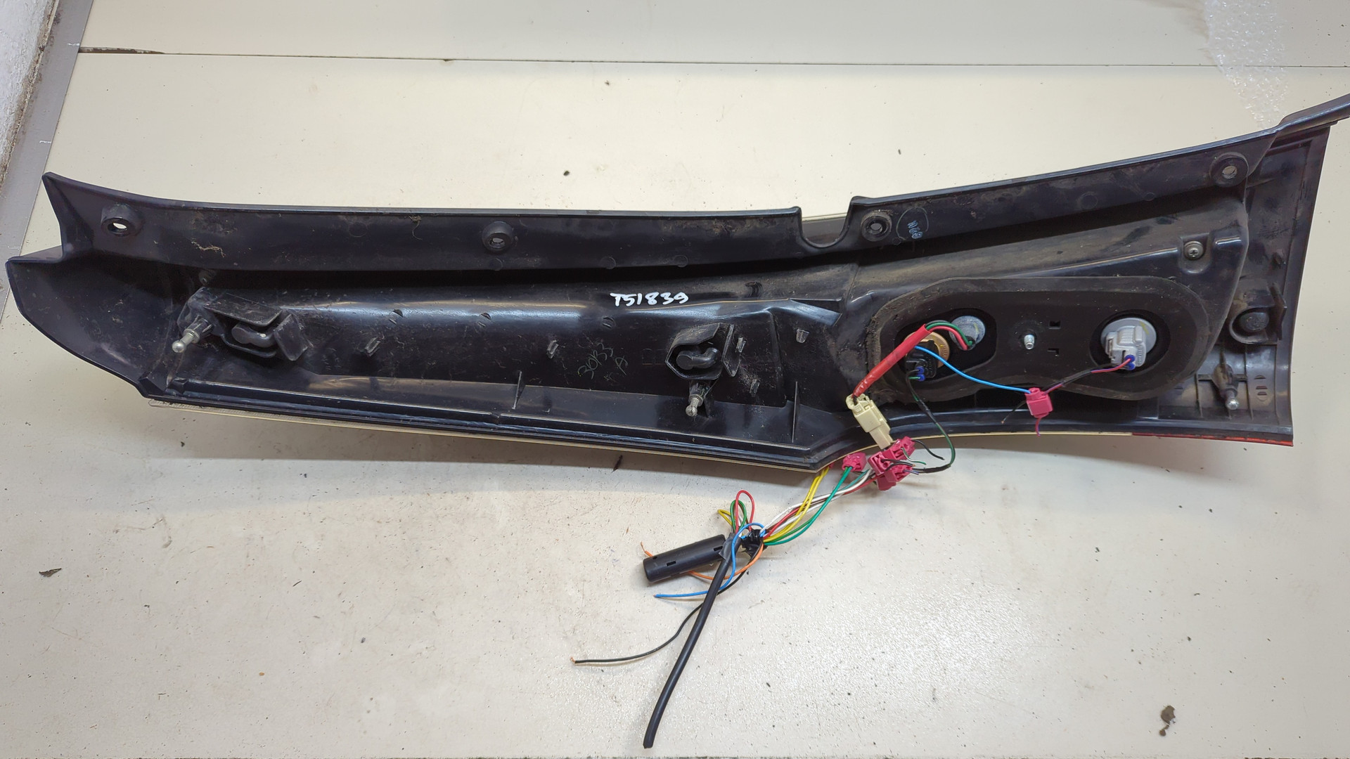 Фонарь задний правый