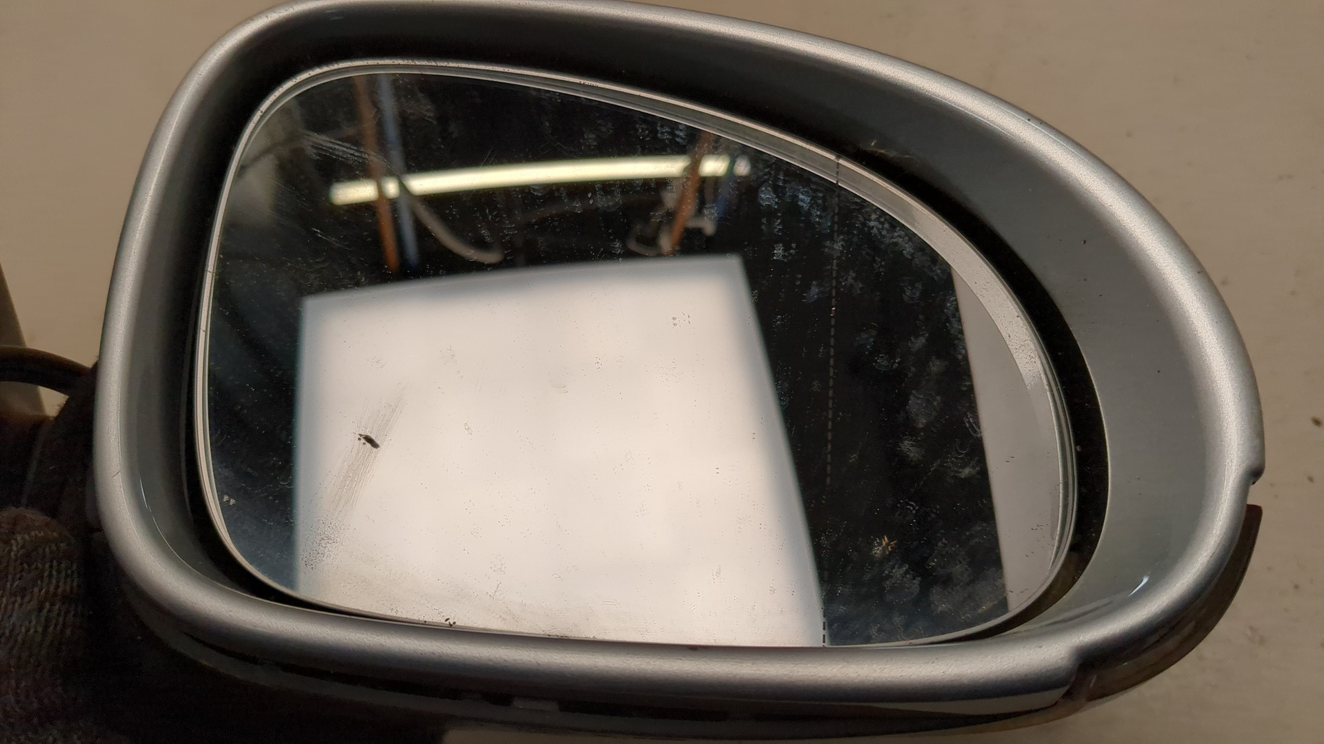 Зеркало правое электрическое