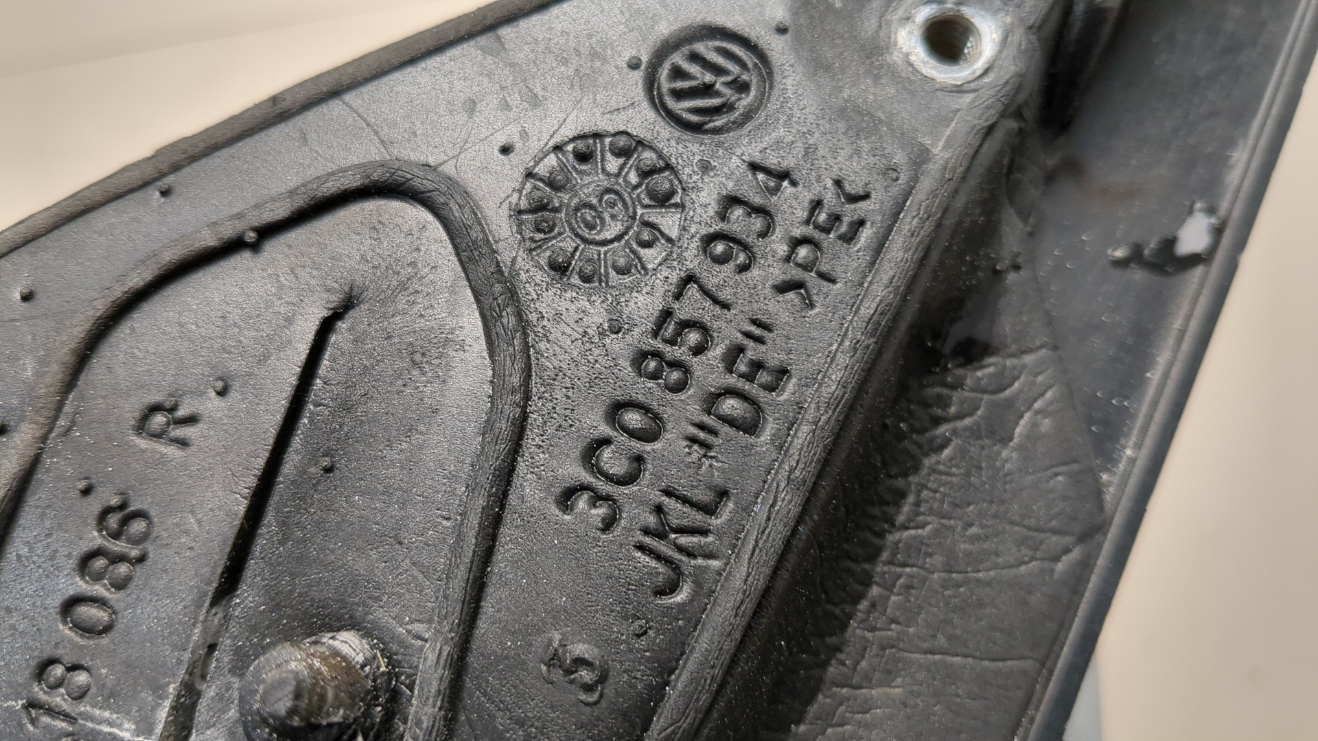 Зеркало правое электрическое