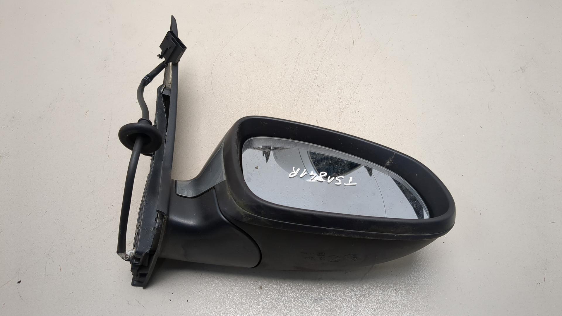 Зеркало правое электрическое