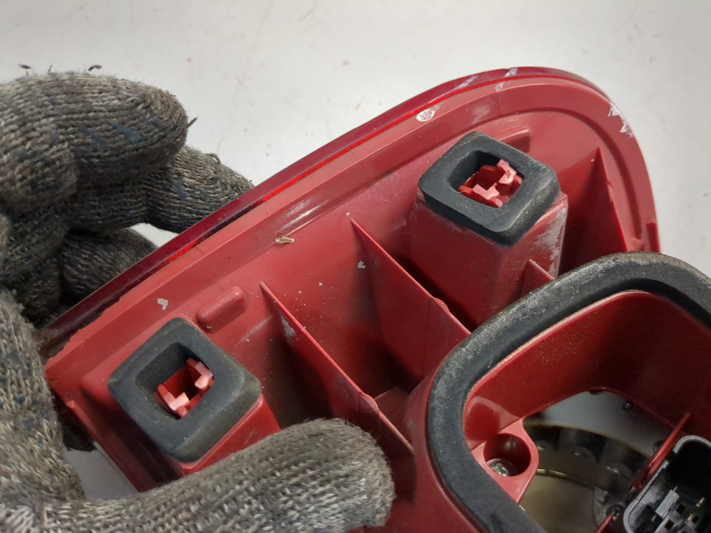 Фонарь задний правый