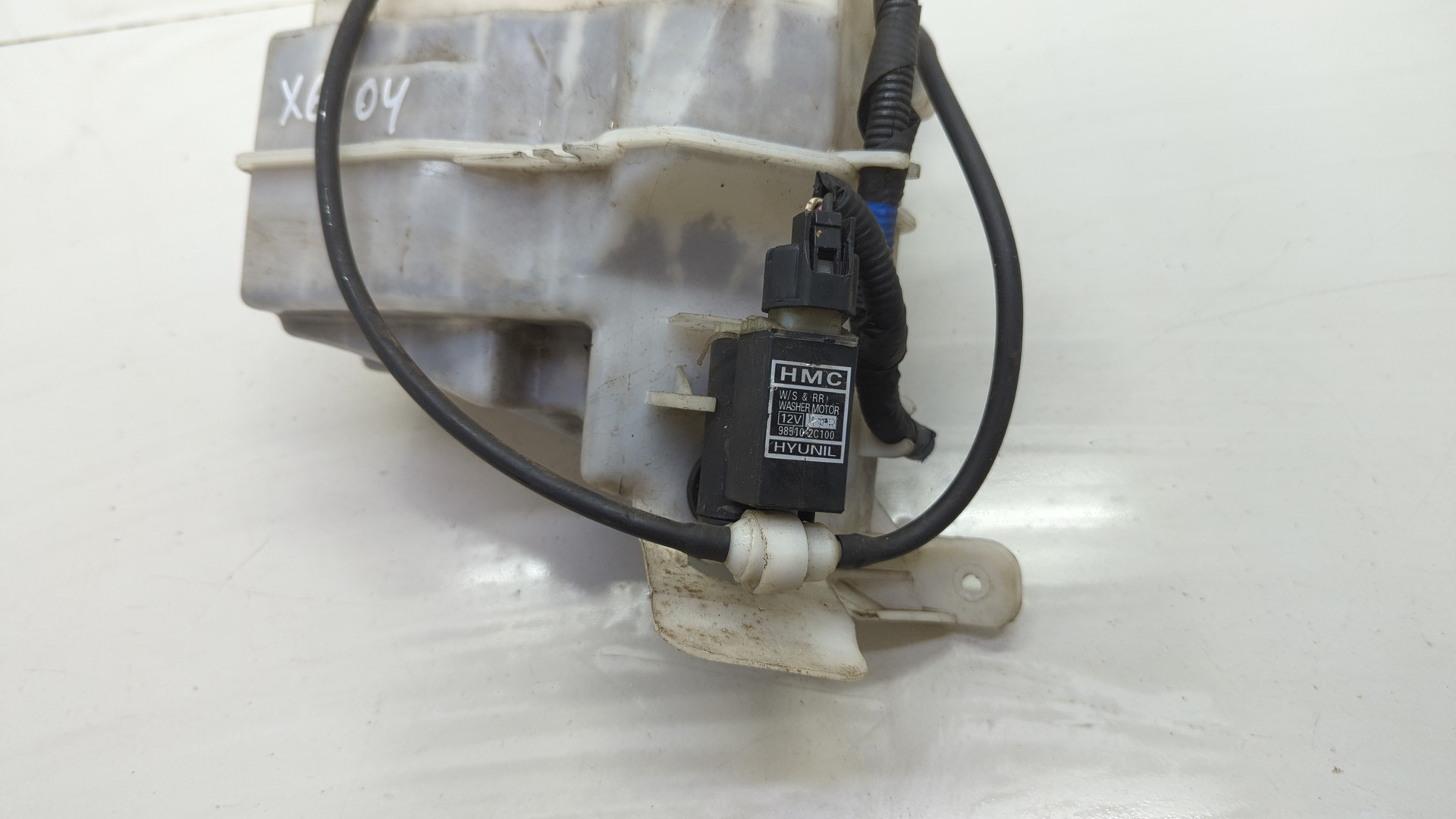 Бачок омывателя лобового стекла