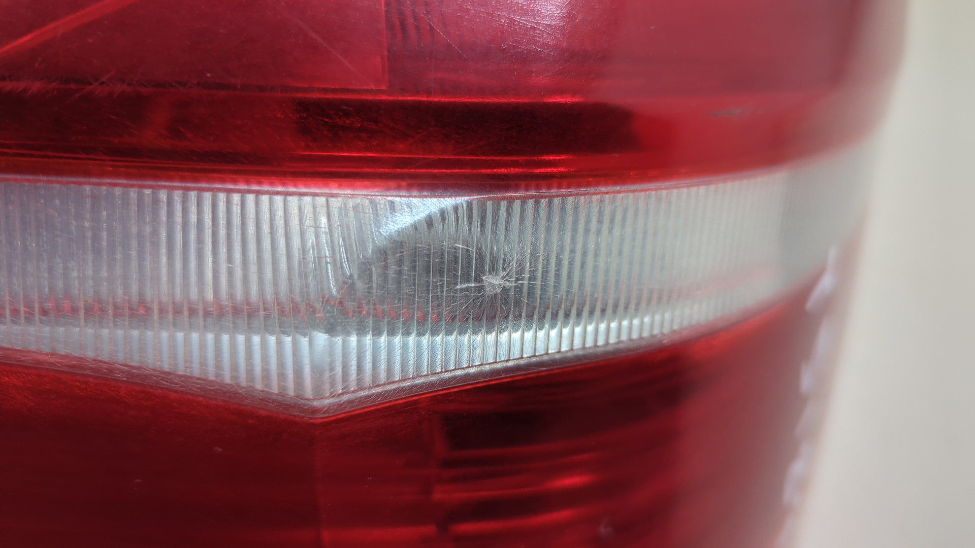 Фонарь задний левый